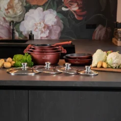 Herenthal Pannenset Inductie - Luxe 10-delige Koekenpan Inductie - Voor Alle Warmtebronnen - Pannen Met Glazen Deksels En Koudgrepen - Burgundy 13 Herenthal Pannenset Inductie - Luxe 10-delige Koekenpan Inductie - Voor Alle Warmtebronnen - Pannen Met Glazen Deksels En Koudgrepen - Burgundy -Keukenpotten Winkel 1200x1200 120