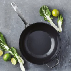 GreenPan Copenhagen Wok Met Extra Handvat 30cm/4.8L -Keukenpotten Winkel 1200x1200 257