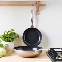 Greenpan Royal Wokpan Brons - 28 Cm 10 Greenpan Royal Wokpan Brons - 28 Cm -Keukenpotten Winkel 1200x1200 291