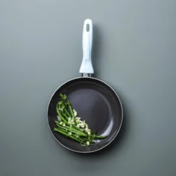 VitaVerde Expert Koekenpannenset Ø 24cm + Ø 28cm - Lichtblauw - Inductie - PFAS-vrij -Keukenpotten Winkel 1200x1200 381