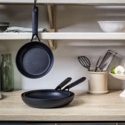 KitchenAid Classic Forged Aluminium Koekenpan ø20cm - Zwart - Inductie - Anti-aanbak -Keukenpotten Winkel 1200x1200 436