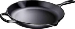 Le Creuset - Gietijzeren Ronde Skillet In Mat Zwart 23cm -Keukenpotten Winkel 1200x472 1