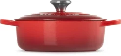 Le Creuset - Gietijzeren - Lage Braadpan - 24cm - Kersenrood 30 Le Creuset - Gietijzeren - Lage Braadpan - 24cm - Kersenrood -Keukenpotten Winkel 1200x561 2