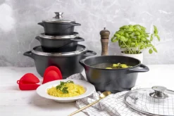 Smile - 8 Delige Pannenset - Antiaanbaklaag - Vaatwasser Bestendig - Geschikt Voor Iedere Kookplaat - MGK-18 - Zwart 15 Smile - 8 Delige Pannenset - Antiaanbaklaag - Vaatwasser Bestendig - Geschikt Voor Iedere Kookplaat - MGK-18 - Zwart -Keukenpotten Winkel 1200x800 150