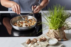 Demeyere Essential 5 RVS Koekenpan – Koekenpan Inductie - 24 Cm – PTFE-vrij -Keukenpotten Winkel 1200x800 94