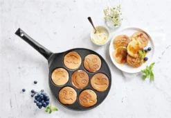 Royal Swiss Crêpemaker - Pancake Pannenkoeken 7 Kop - Marmeren Anti Aanbaklaag Met Smiley 5 Royal Swiss Crêpemaker - Pancake Pannenkoeken 7 Kop - Marmeren Anti Aanbaklaag Met Smiley -Keukenpotten Winkel 1200x824 2