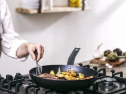 BK Solid Steel Koekenpan Ø 26 Cm - Plaatstaal - Inductie - BBQ -Keukenpotten Winkel 1200x900 36