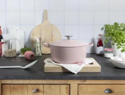 BK Bourgogne Braadpan Ø 24 Cm - Roze - Gietijzer - Inductie -Keukenpotten Winkel 1200x912 4