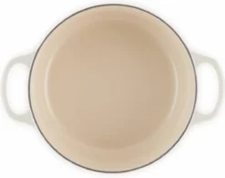 Le Creuset Braadpan Signature Meringue - ø 24 Cm / 4.2 Liter 8 Le Creuset Braadpan Signature Meringue - ø 24 Cm / 4.2 Liter -Keukenpotten Winkel 1200x945 4