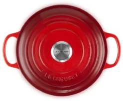 Le Creuset - Gietijzeren - Lage Braadpan - 24cm - Kersenrood 22 Le Creuset - Gietijzeren - Lage Braadpan - 24cm - Kersenrood -Keukenpotten Winkel 1200x988 3