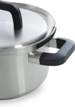 BK Flow Cool Pannenset - 4-delig – RVS Deksels - Veilig Afgietsysteem - Geschikt Voor Alle Warmtebronnen -Keukenpotten Winkel 838x1200